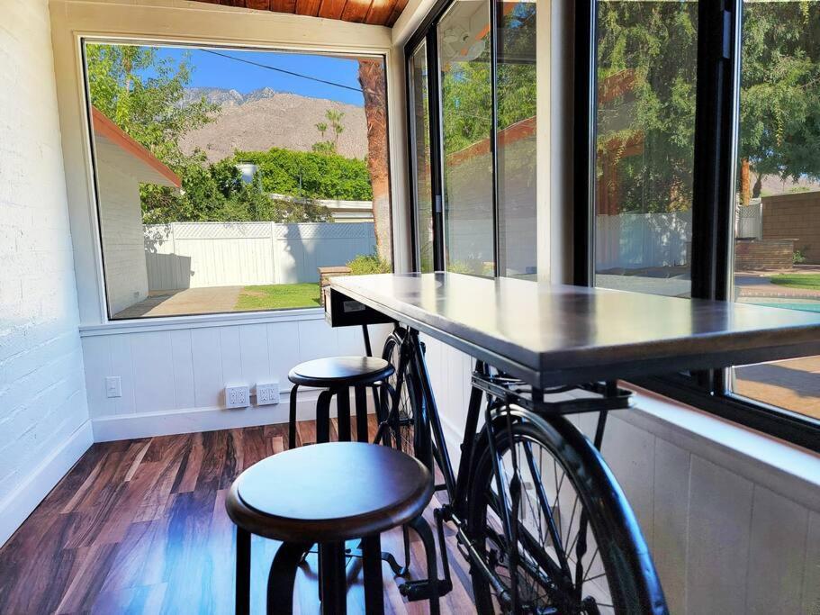 פאלם ספרינגס Close To Downtown Ps - Hike, Bike, Swim, Relax מראה חיצוני תמונה
